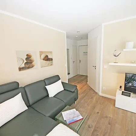 Haus Meeresblick Ferienwohnung Urlaubsgluck Daire Sellin (Rugen)